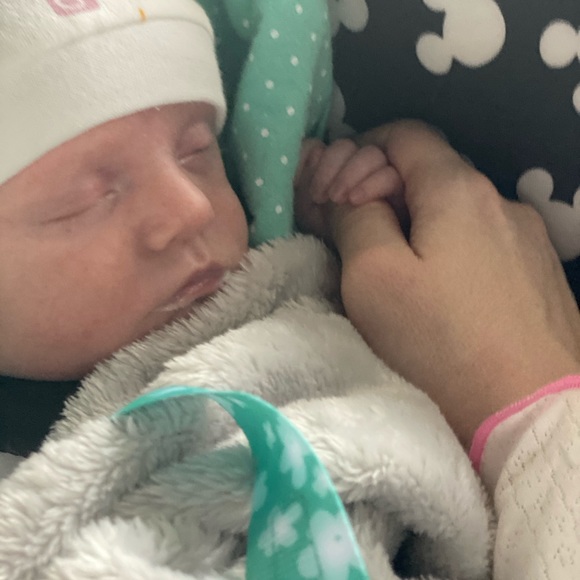 Meet your Posher, Heidi - Picture 6 of 15